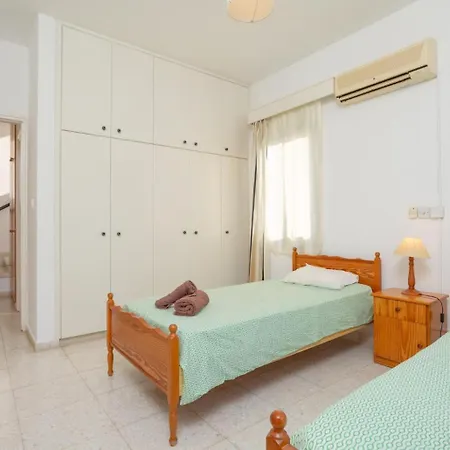 Charoula Exi Large Private Pool Ac Wifi וילה *