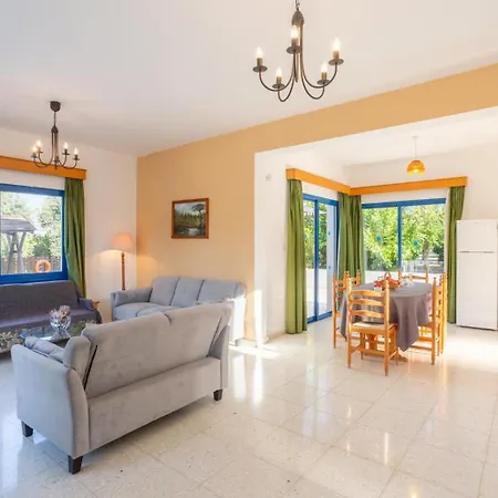 וילה Charoula Exi Large Private Pool Ac Wifi פאפוס