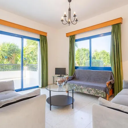 Charoula Exi Villa