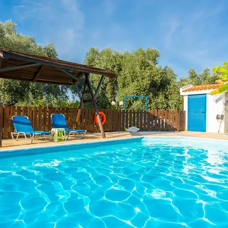 Charoula Exi Large Private Pool Ac Wifi * פאפוס